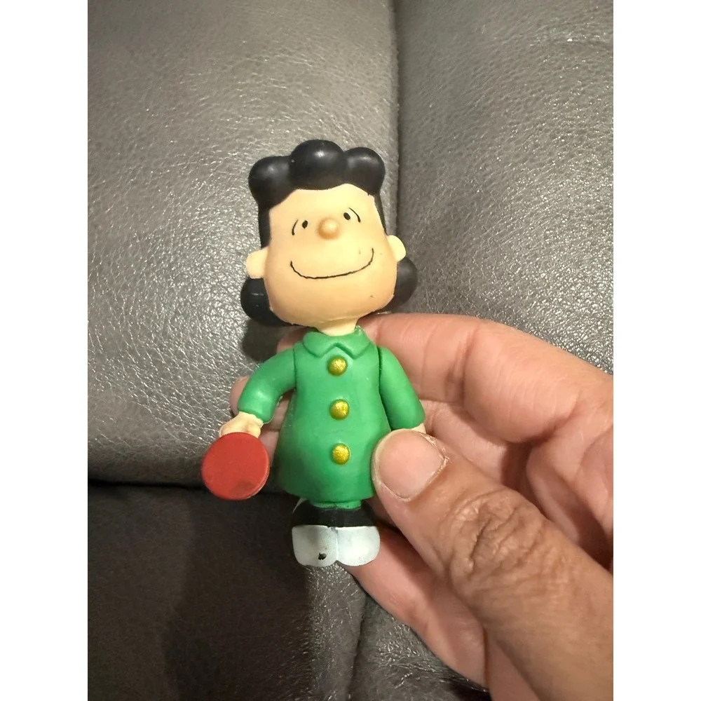 Peanuts Lucy Van Pelt Keychain Charm Red Boxing Glove‎ Toy Figure
